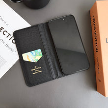 Étui portefeuille en cuir Louis Vuitton pour iPhone 11 Pro Max